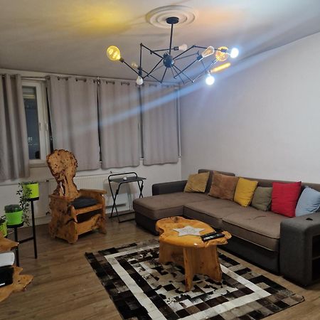 Aaa Apartment Priştine Dış mekan fotoğraf