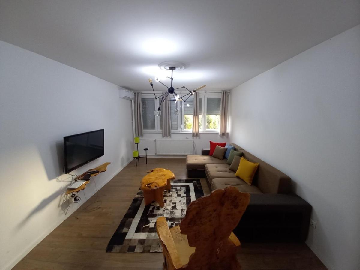Aaa Apartment Priştine Dış mekan fotoğraf